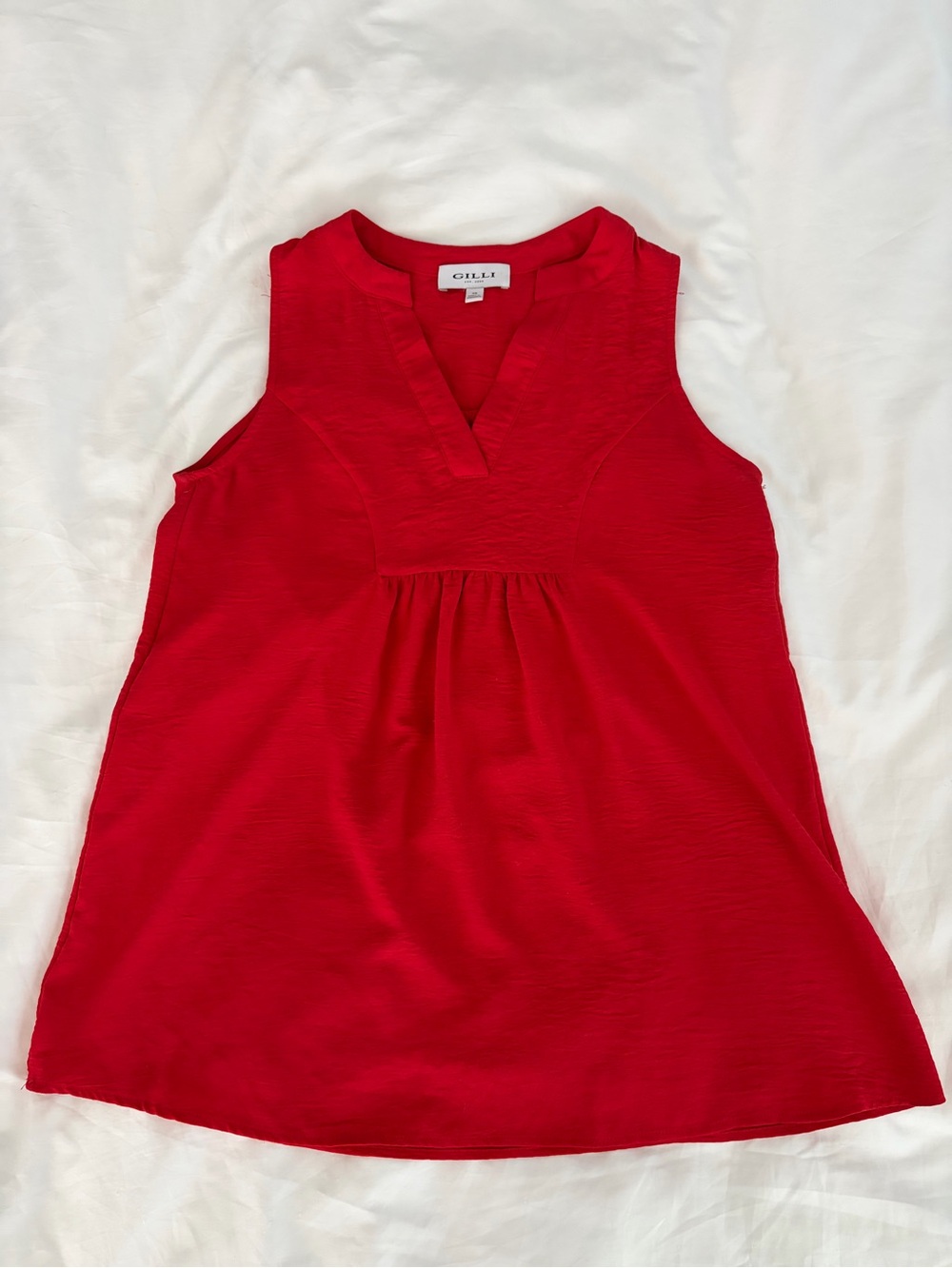 GILLI Lory Maternity Red V-Neck Top